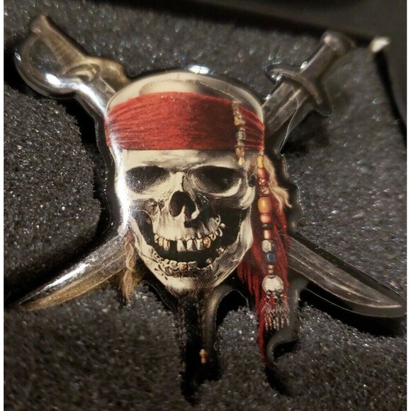 Disney  Pirates of Caribbean On Stranger Tides Movie Premier Theater Promo Pin - Picture 2 of 9